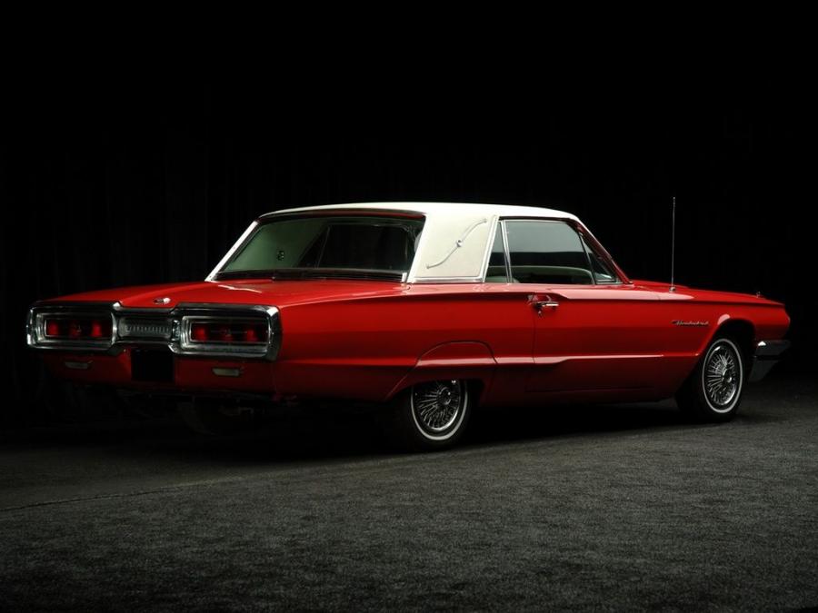  Ford Thunderbird Landau Coupe 1964 года  (фото 3 из 8)